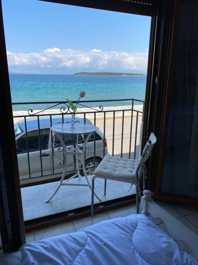 Δωματια Ξανθουλα Xanthoyla Rooms Амалиаполи Екстериор снимка